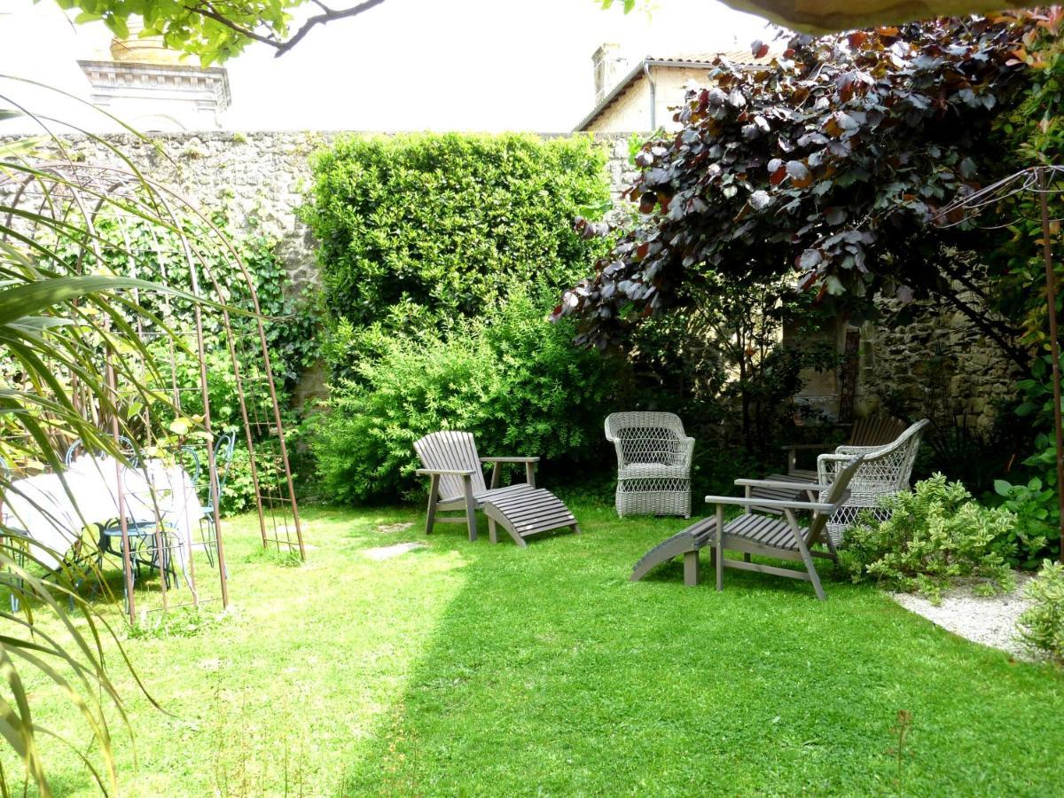 Bed and Breakfast Time After Time Pons Exterior foto